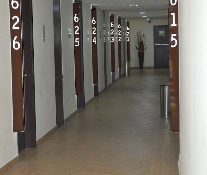 ホテル Valle De Mexico Toreo