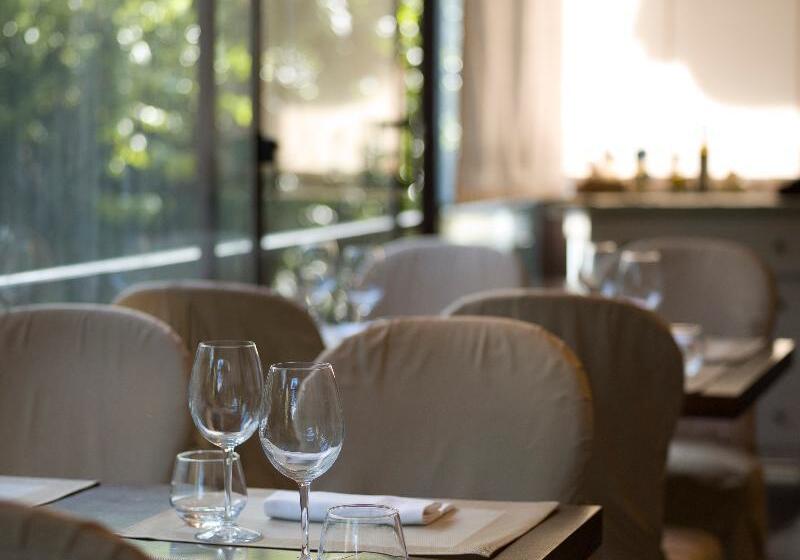 酒店 Villa Esperia