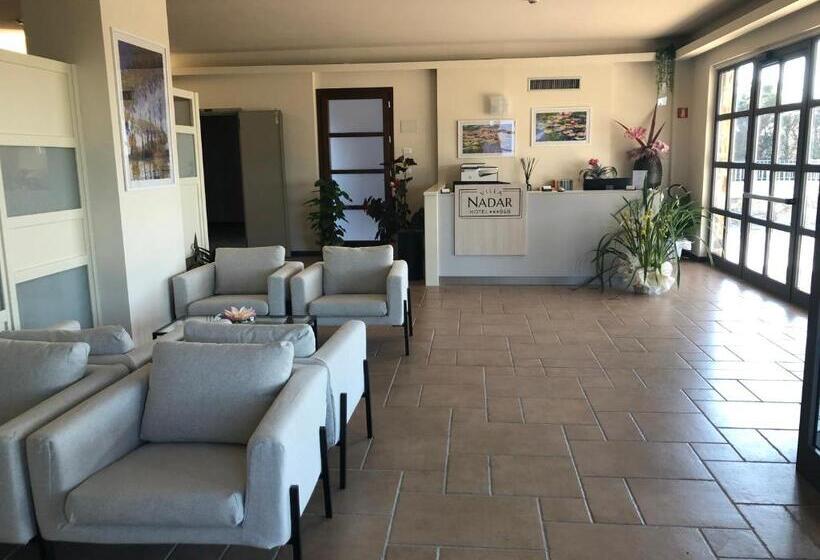 ホテル Villa Nadar