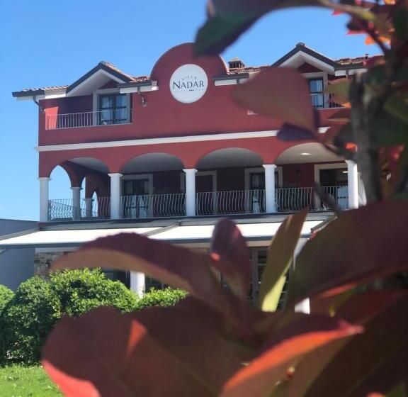 ホテル Villa Nadar