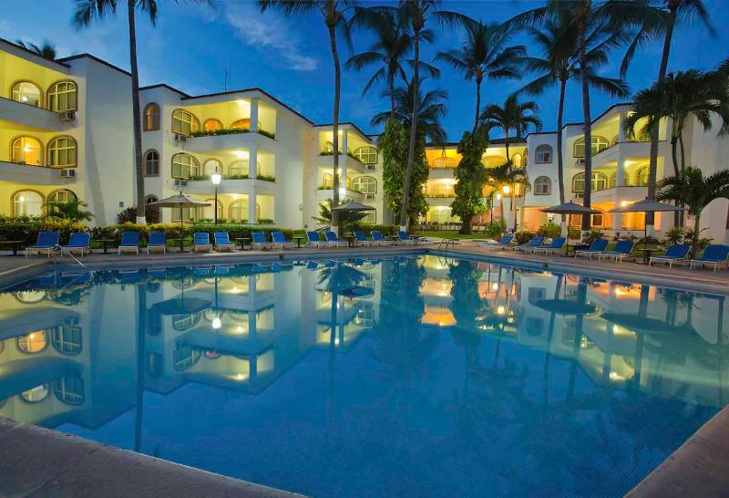 فندق Vista Vallarta All Suites On The Beach