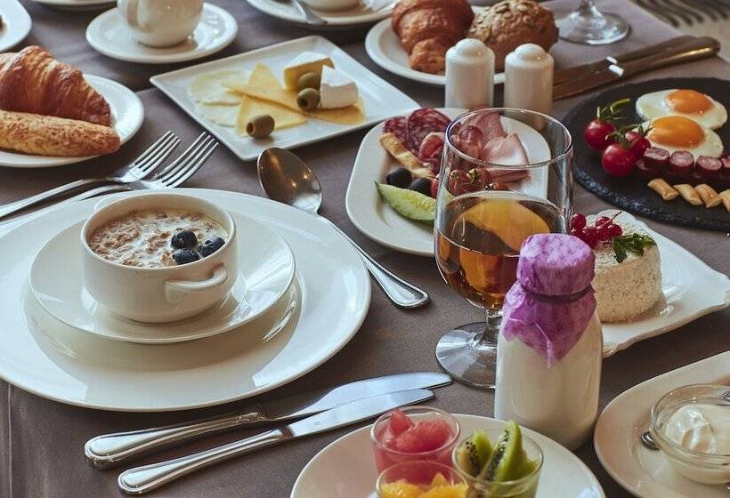 هتل Vozdvyzhensky Boutique