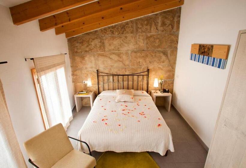 פונדק L Host Boutique Rooms