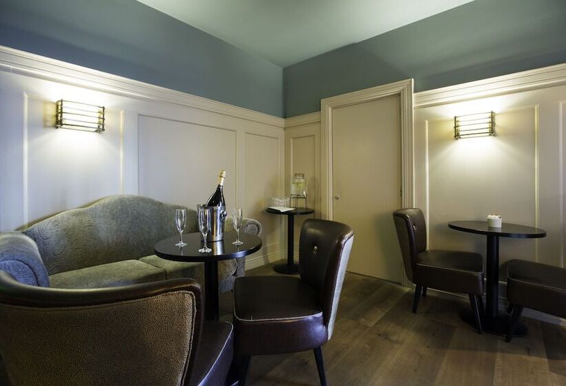 Metro Hotel Dublin Airport