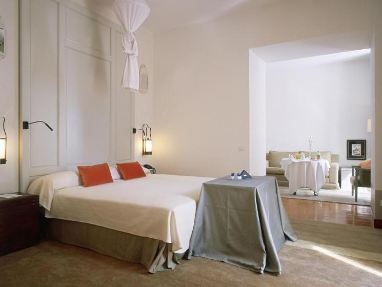 Parador De La Granja