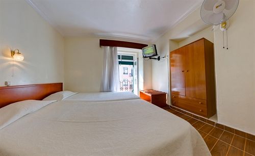 پانسیون Casa de Hóspedes Modelo