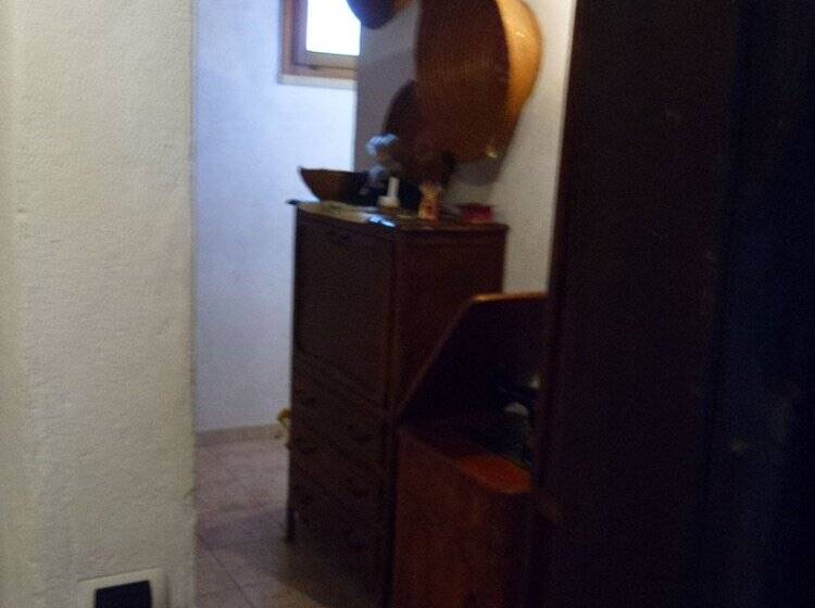Sa Dom E Forru