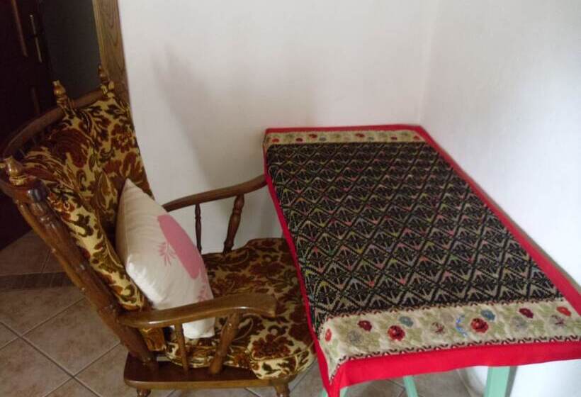 Sa Dom E Forru