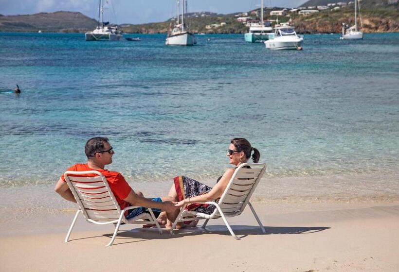 Secret Harbour Beach Resort