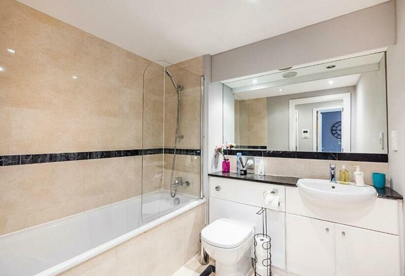 The Grainstor Apartment Excel/02