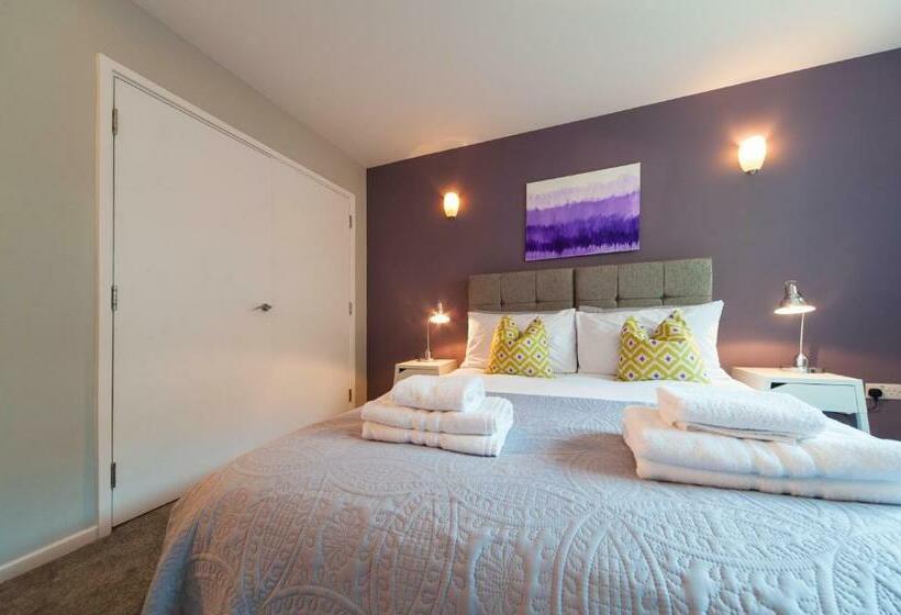 The Grainstor Apartment Excel/02