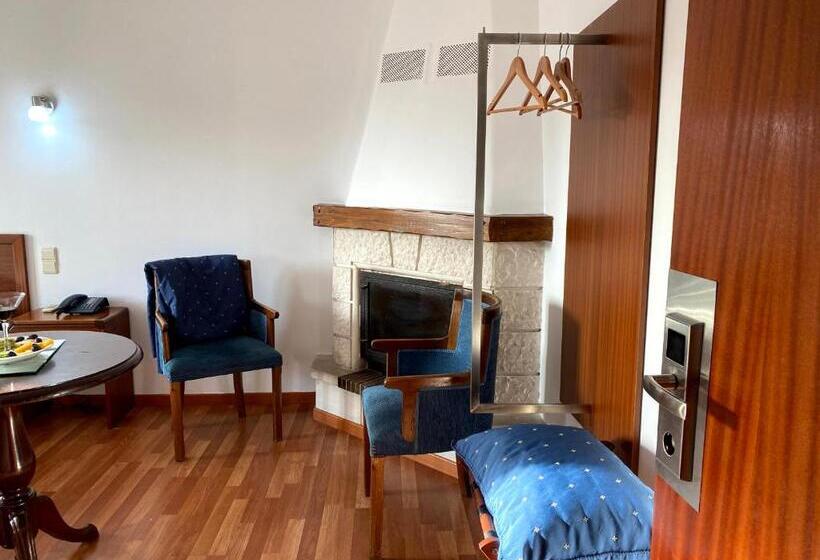 تختخواب و صبحانه Rubi