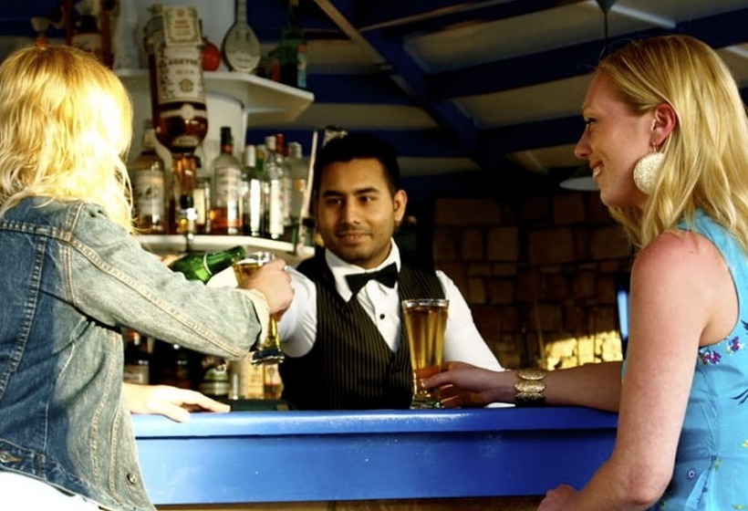 Hilltop Gardens Hotel Apartments