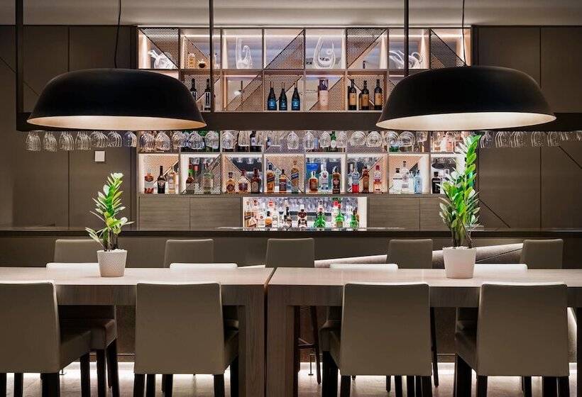 Ac Hotel Porto By Marriott