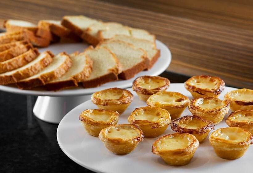 Ac Hotel Porto By Marriott