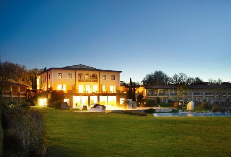 בית מלון כפרי Adler Spa Resort Thermae