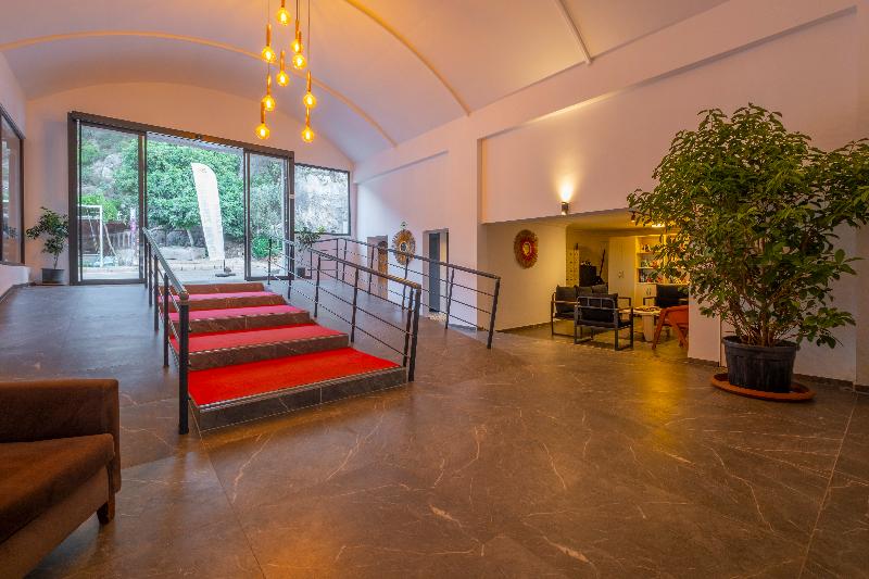 Отель Akdeniz Beach