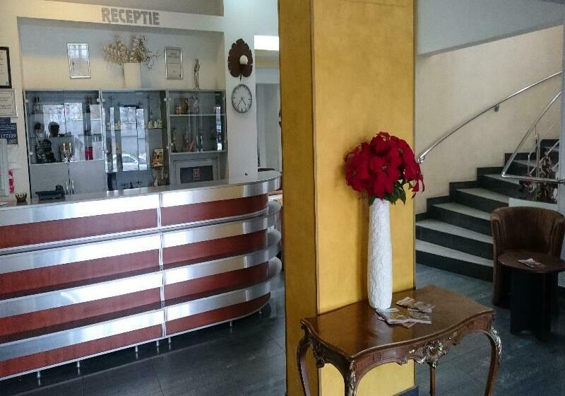 فندق Alcadibo Center