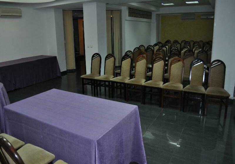 فندق Alcadibo Center