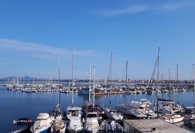 Отель Alghero Vacanze