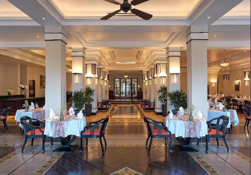 هتل Azerai La Residence Hue