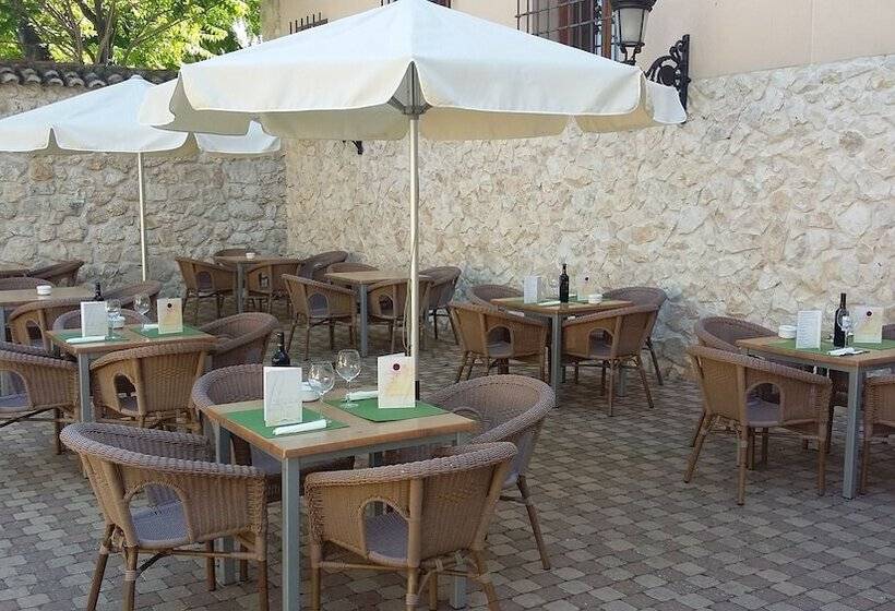 Azz Peñafiel Las Claras Hotel & Spa