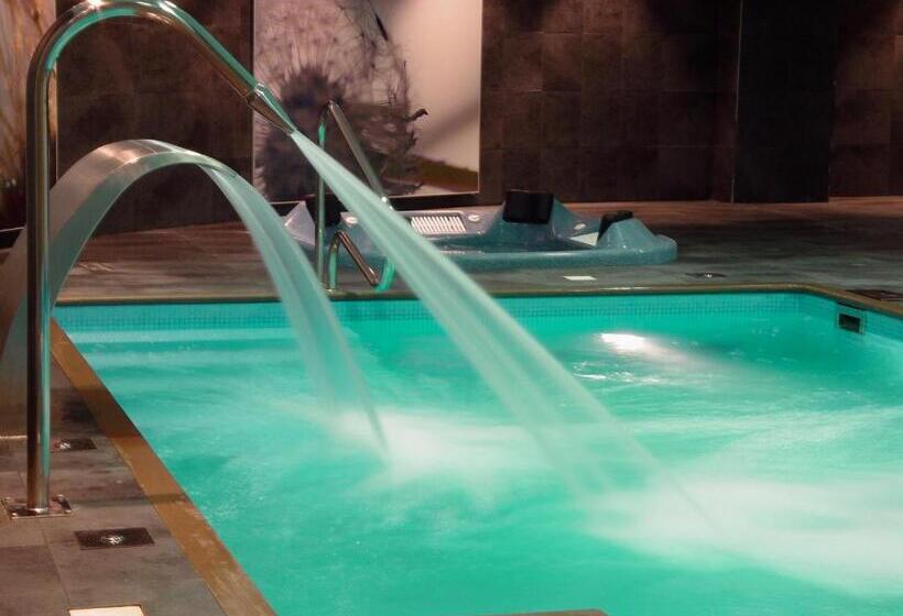 Azz Asturias Langrehotel & Spa