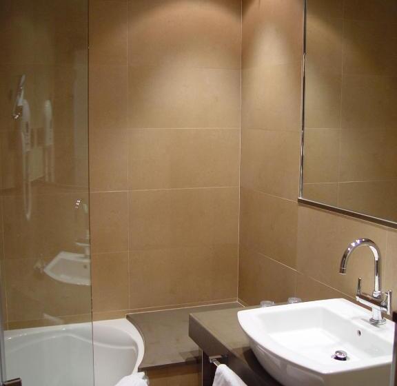 Azz Asturias Langrehotel & Spa