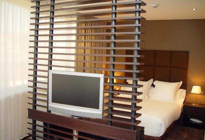 Azz Asturias Langrehotel & Spa