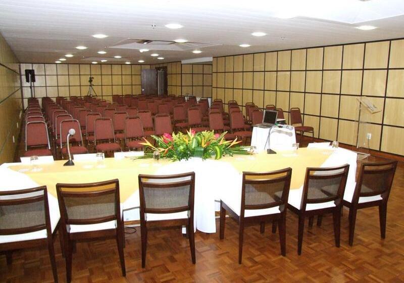 Отель Bahia Plaza