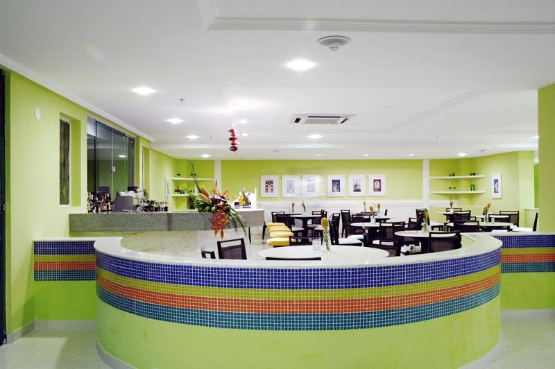 Отель Bahia Plaza