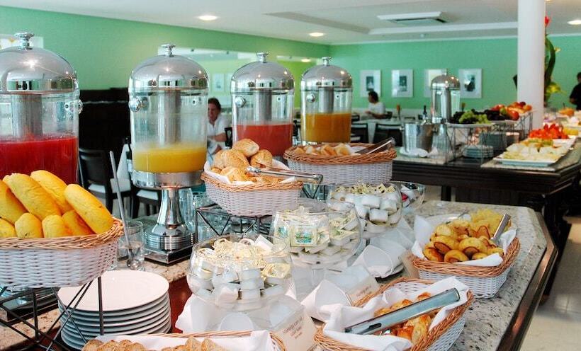 Отель Bahia Plaza