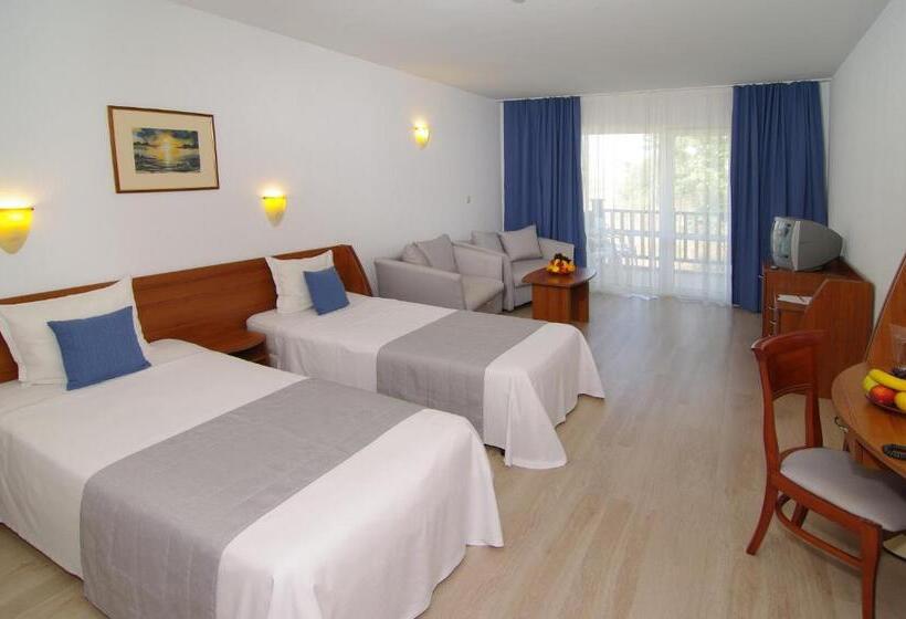 Отель Bella Vista Beach Club  All Inclusive