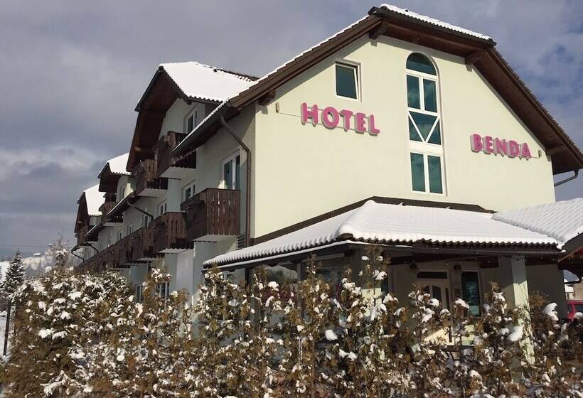 هتل Benda