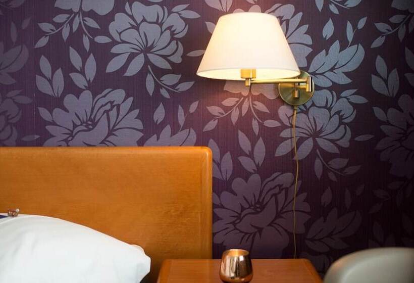 فندق Best Western Capital