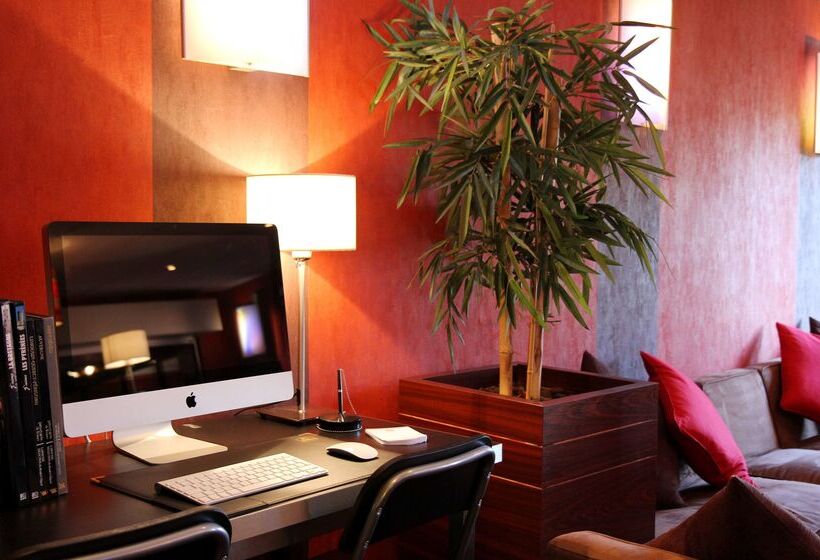 Best Western The Hotel Versailles