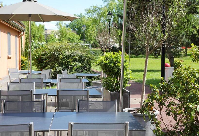 Best Western The Hotel Versailles