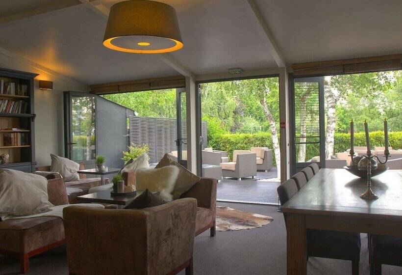 Best Western The Hotel Versailles