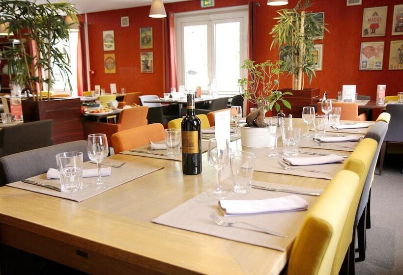 Best Western The Hotel Versailles