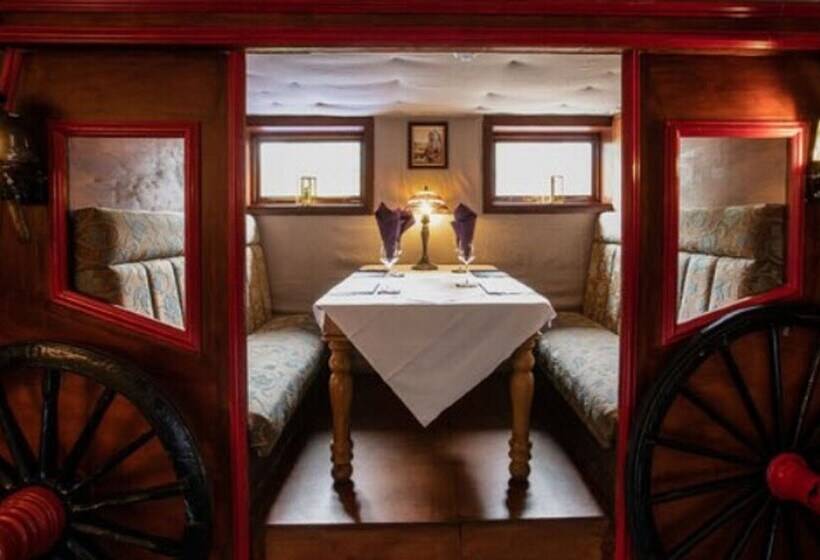 فندق Cairndow Stagecoach Inn