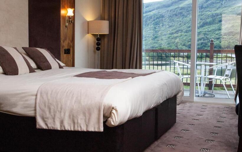 فندق Cairndow Stagecoach Inn