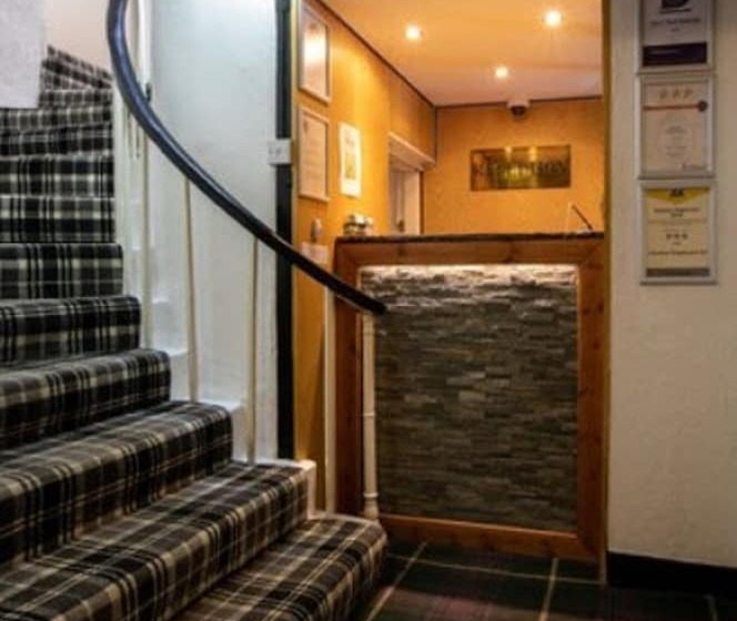 فندق Cairndow Stagecoach Inn