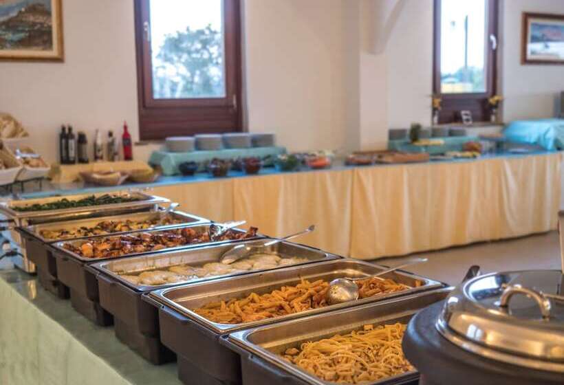 Отель Cala Reale