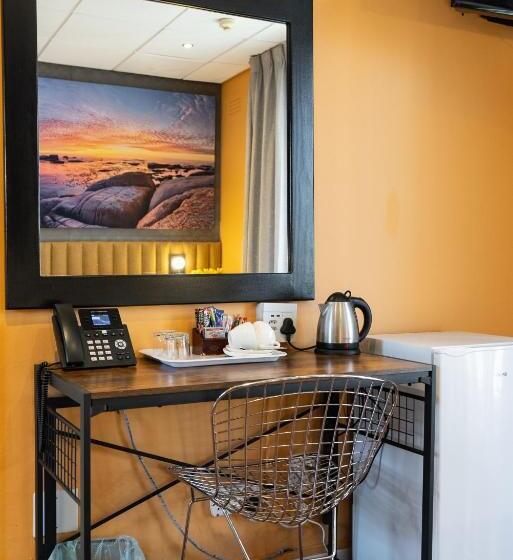 호텔 Cape Diamond Boutique