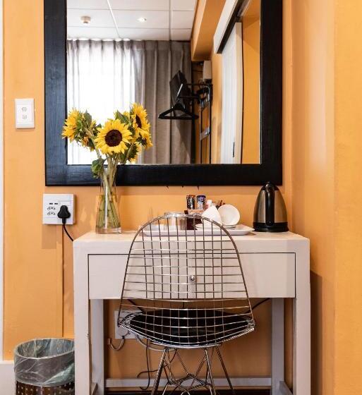 호텔 Cape Diamond Boutique