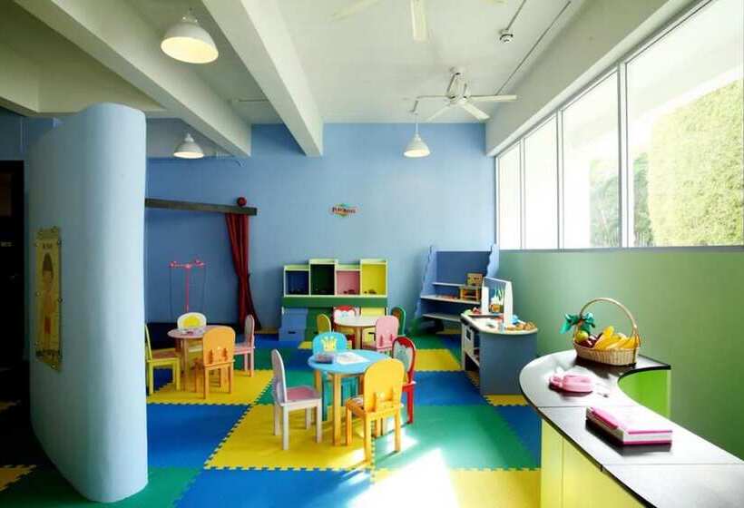 Отель Centara Kata Resort Phuket