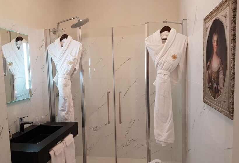 בית מלון כפרי Chateau Le Prieure Saumur  La Maison Younan