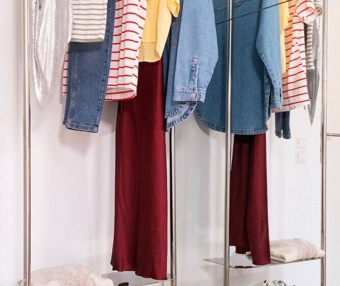 هتل Chic & Basic Tallers Hostal