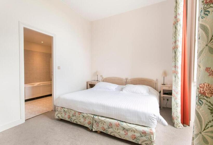 ホテル Château Golf Des Sept Tours