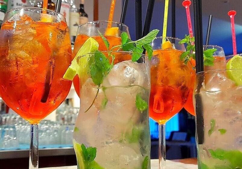 Отель Corallaro